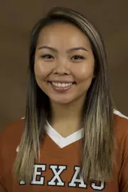 2019 Claire Hahn Headshot