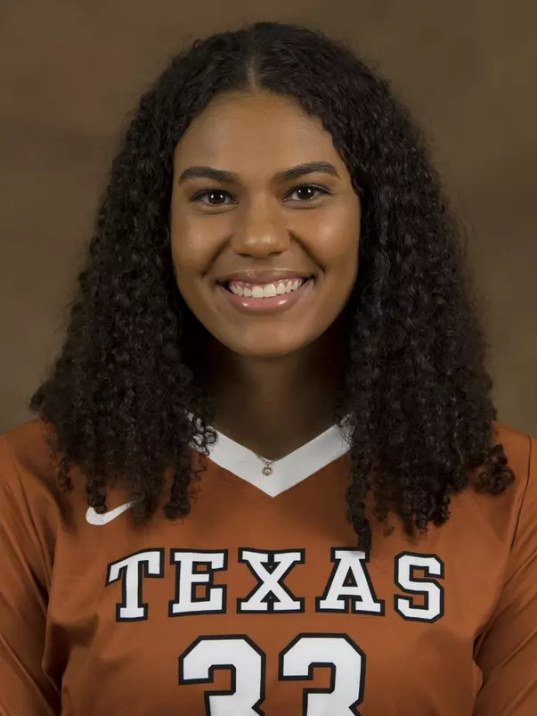 2019 Logan Eggleson Headshot