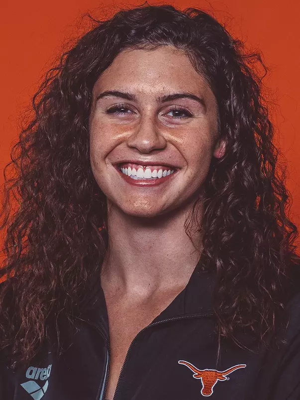 2020 Grace Ariola Headshot