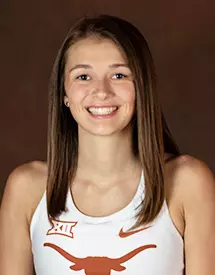 Chloe Davis - 2020 Headshot