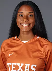 Lauryn Oliver 2021 Headshot