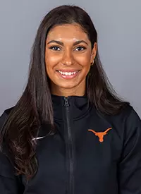 Anna Elendt Headshot