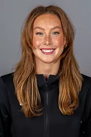 Ellie McLeod Headshot