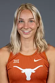 Evelyn Lavielle Headshot