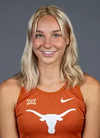 Evelyn Lavielle Headshot