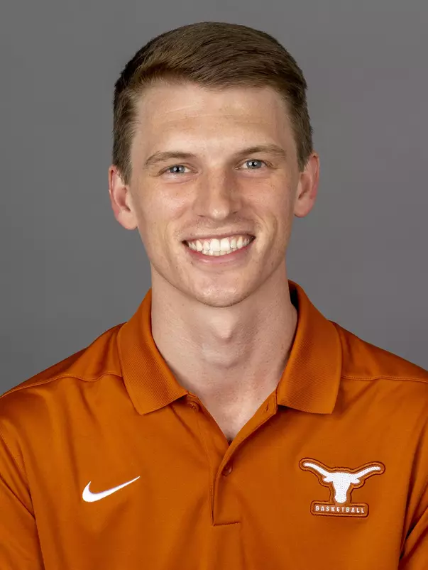 Parker Sexton summer 2022 head shot