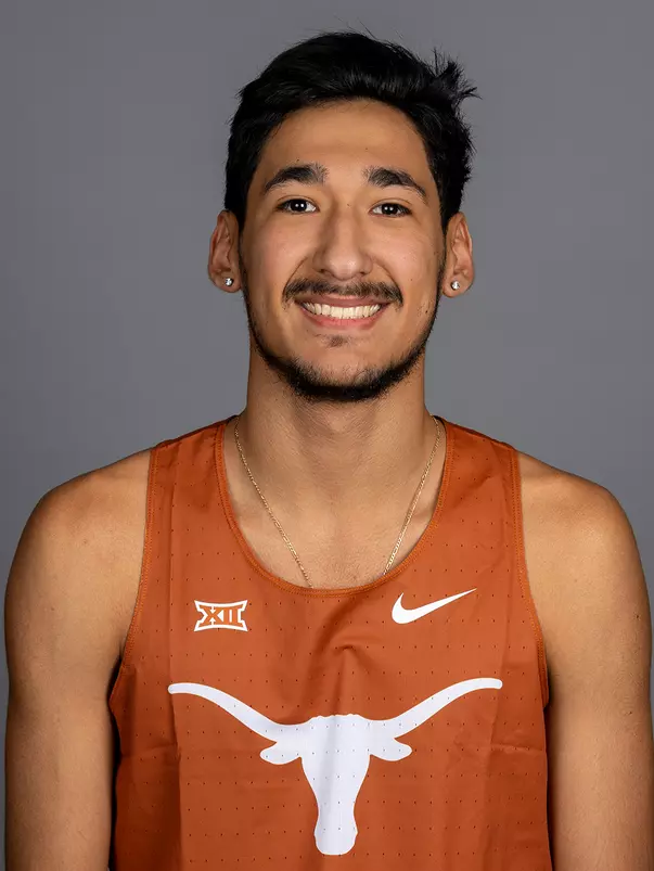 Hector Solis Headshot