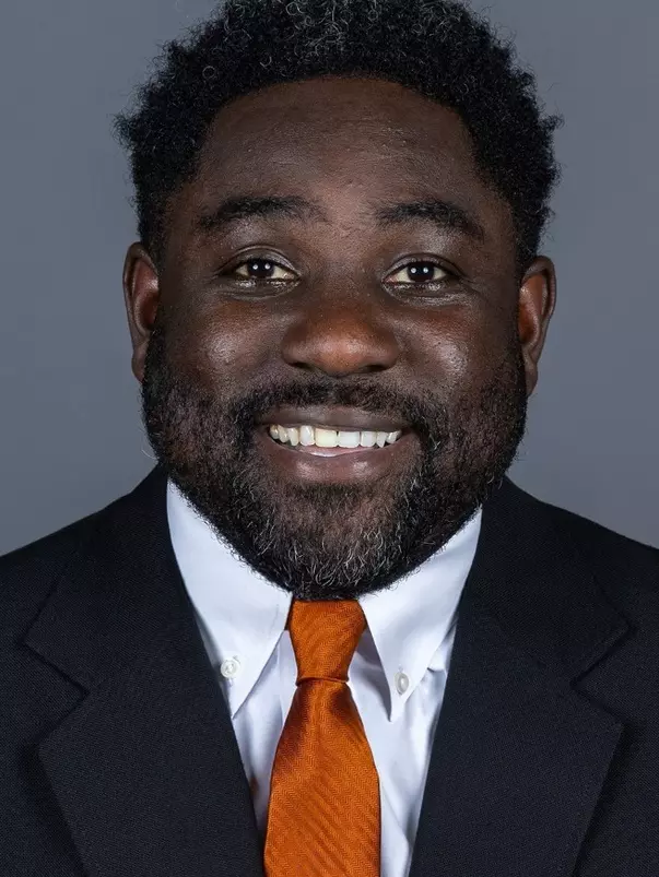 Kenny Baker headshot 2024