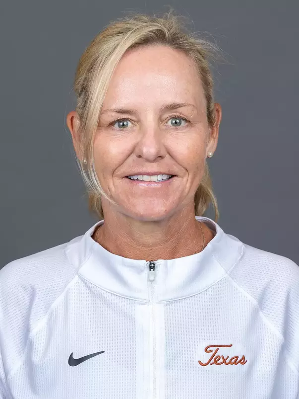 Kelly_Ange_Headshot-2025