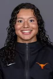 Collins_Avery_Headshot