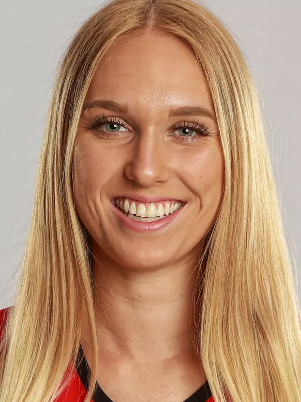 Kate Klepetka headshot