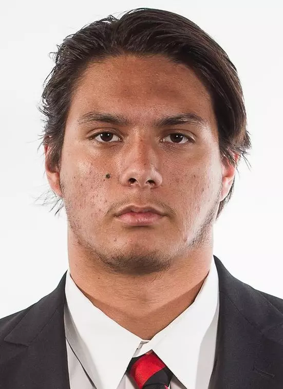 simon gonzalez headshot