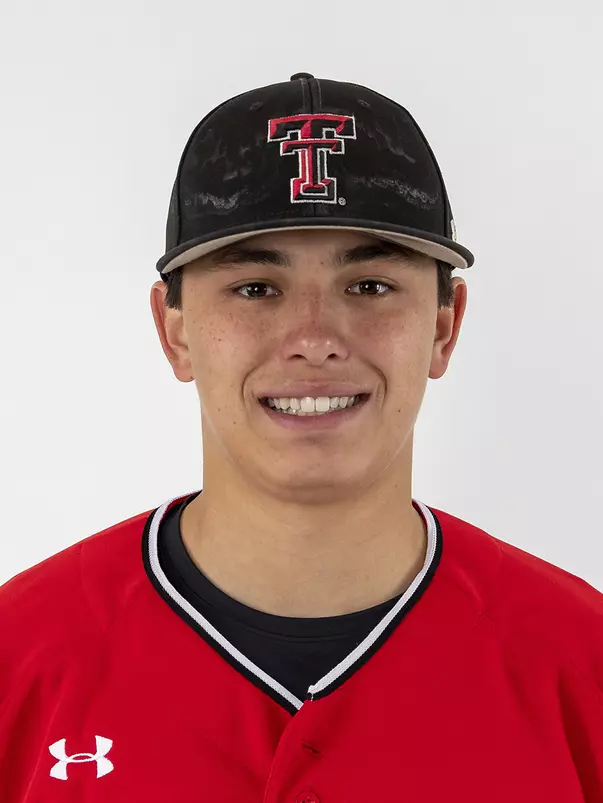 Eli Riechmann headshot