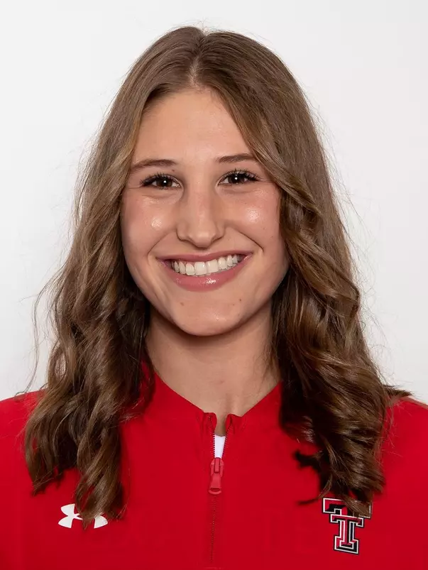 Olivia Rains headshot 2022