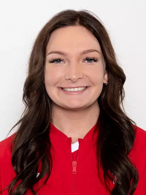 Erna Carlin headshot 2022