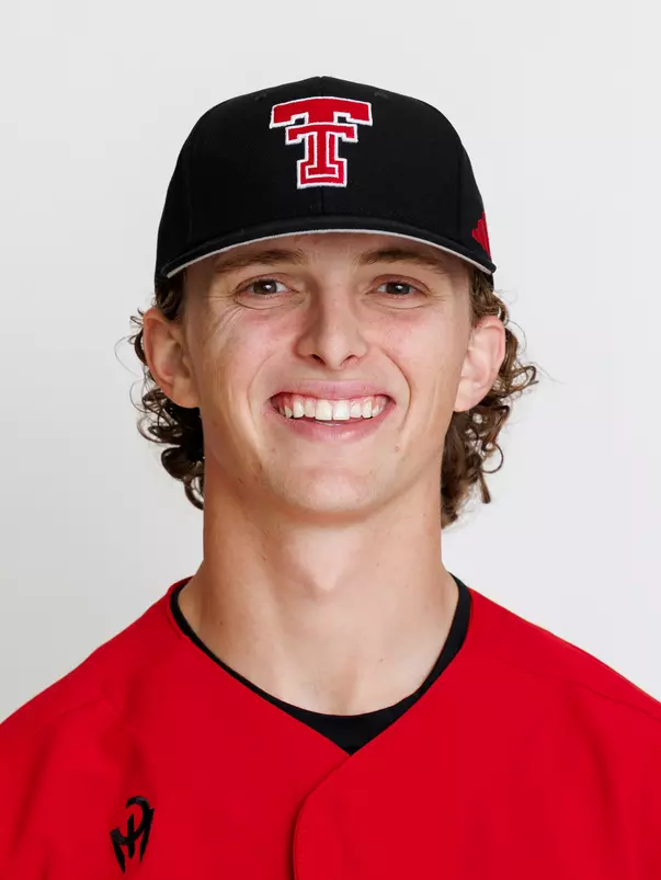 Larson_Ashton_Headshot