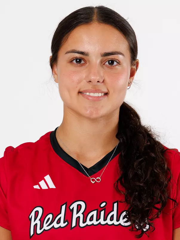 Carolina Krosnyak 2026 Headshot