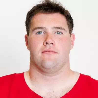 Elias Gillen headshot
