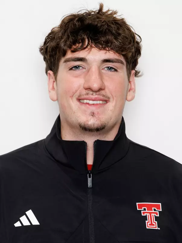 Isaac Woodward Headshot