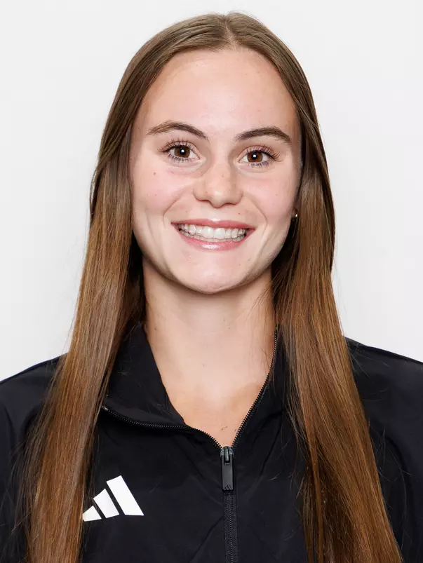 Kashlee Dickinson Headshot