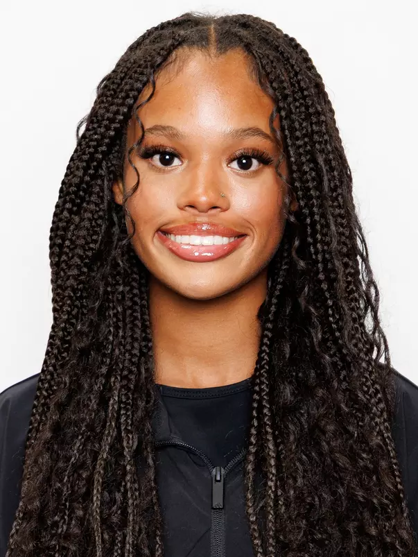 Kira Bowman Headshot