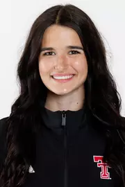 Lila Crowley headshot