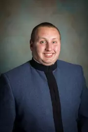 Cole_J_18FB_headshot