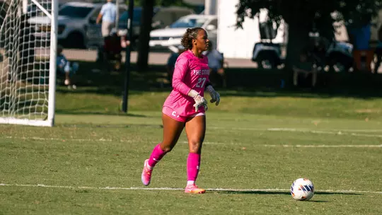 Zoe in Goal