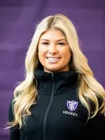 Headshot of University of St. Thomas women’s hockey team member Alyssa Wallace, taken on January 20, 2021 in St. Paul.