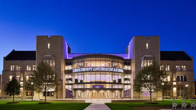 University of St. Thomas celebrates the opening of Lee & Penny Anderson Arena