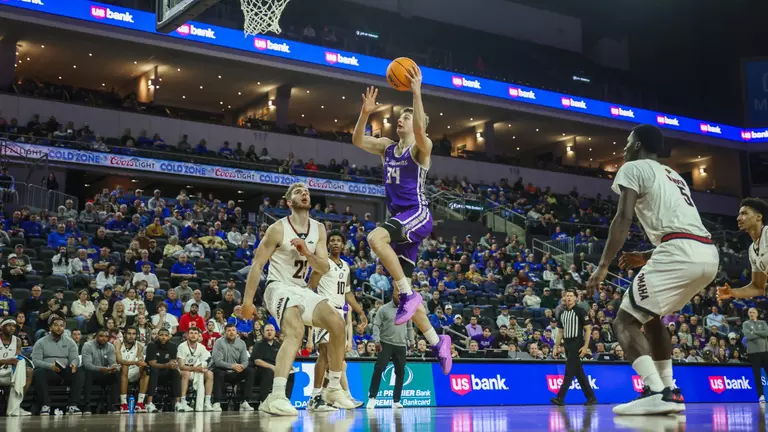 Men’s Basketball releases six-game mini plans for 2025-26