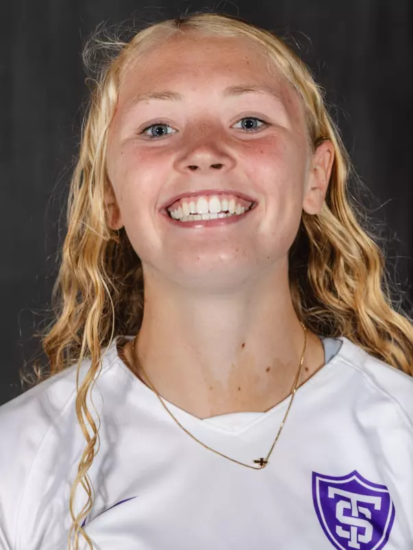 Maddie Nelson