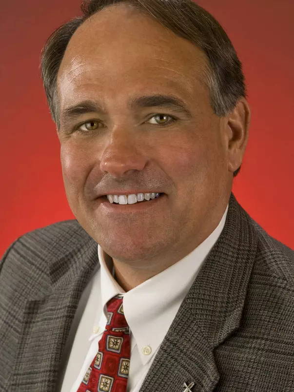 Steve Dennis