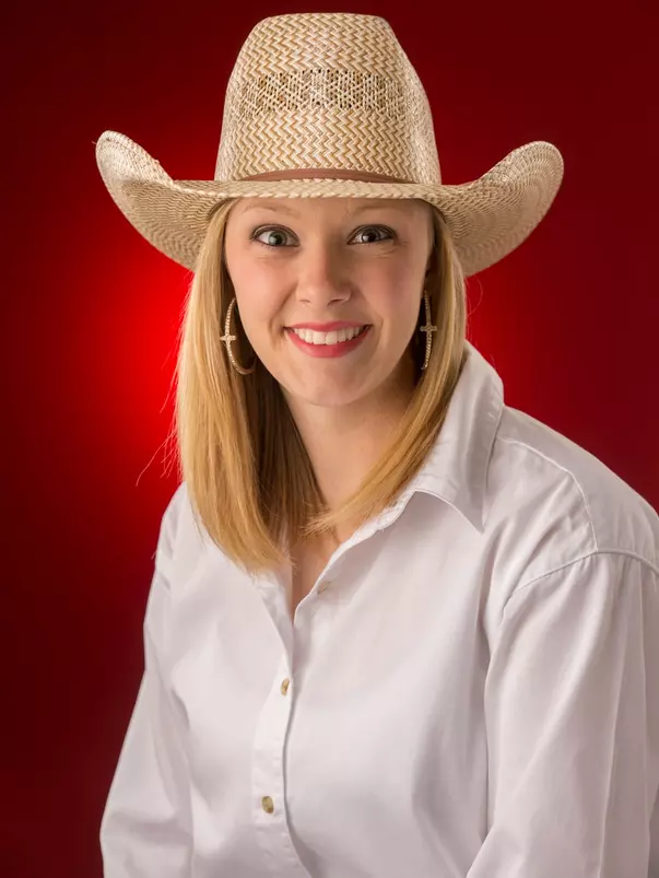 Chelsea  Manass