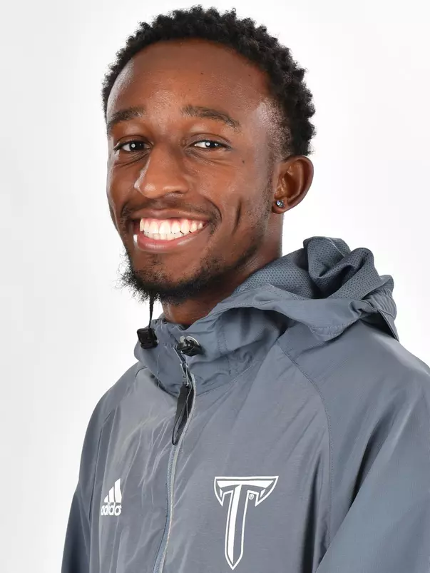 Austin Gray Headshot 18
