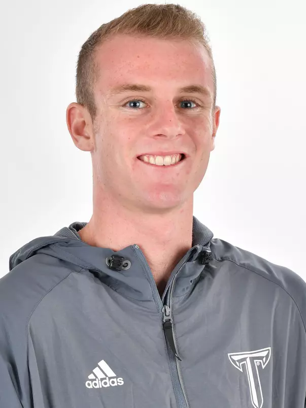 Brennan Garriques Headshot 18