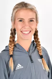 Jenna Oden Headshot 18