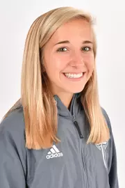 Kara Coulter Headshot 18