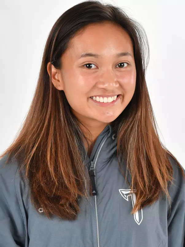 Krystin Guirey Headshot 18
