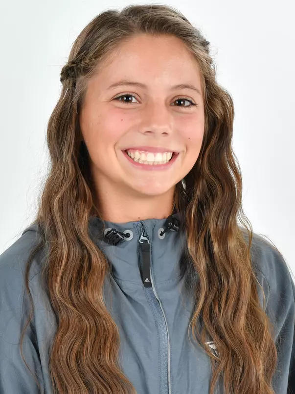 Sydney Singletary Headshot 18