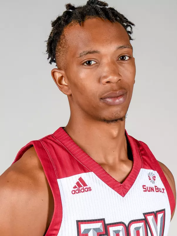 Alex Hicks Headshot 18