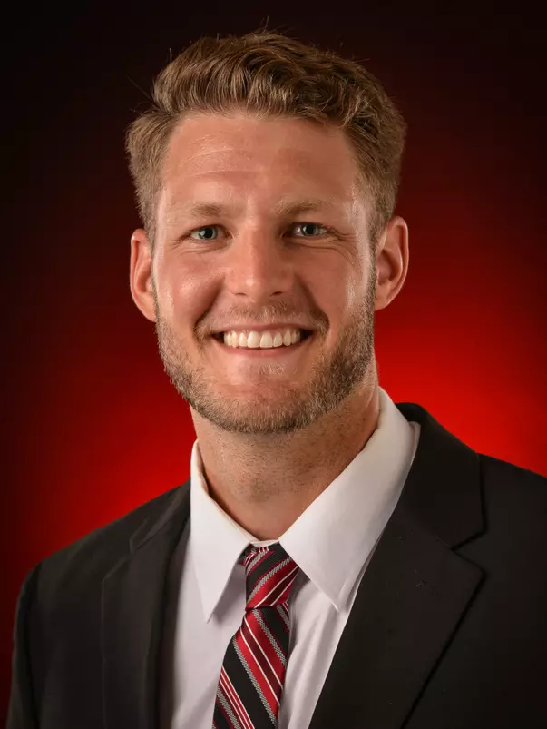 Ethan landon headshot