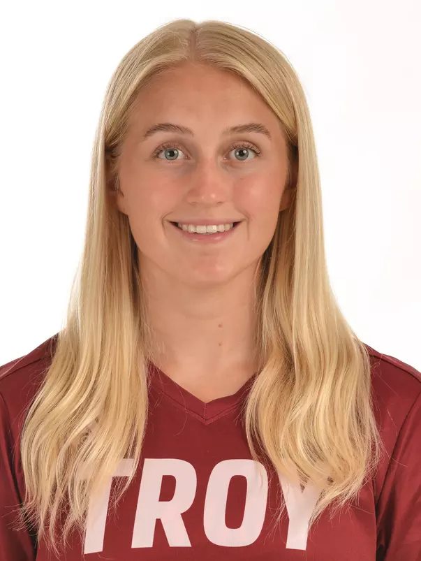 Matilda Jakobsson Headshot