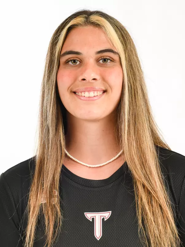 Chiara Dabarno Headshot