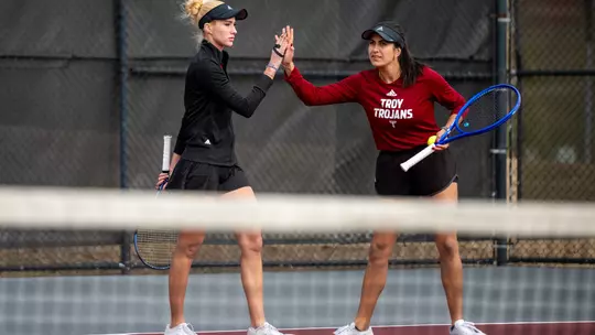 Valeriia Avdeeva and Maria Guirguis