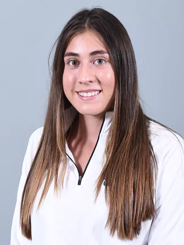 Daniela LaFuente headshot 2017