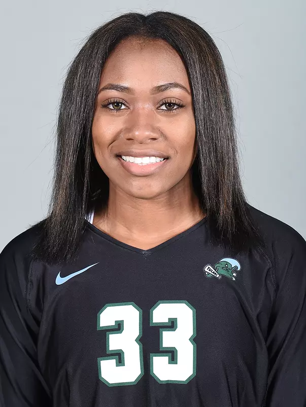 Makala Heidelberg headshot