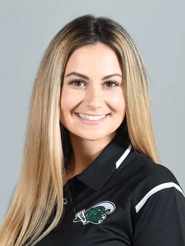 Veronica Petrinec Headshot