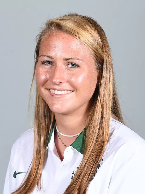 Amelia Schofield Headshot