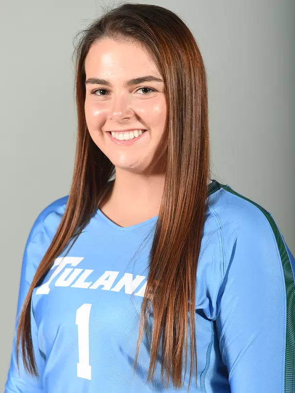 Amanda Giardina Headshot